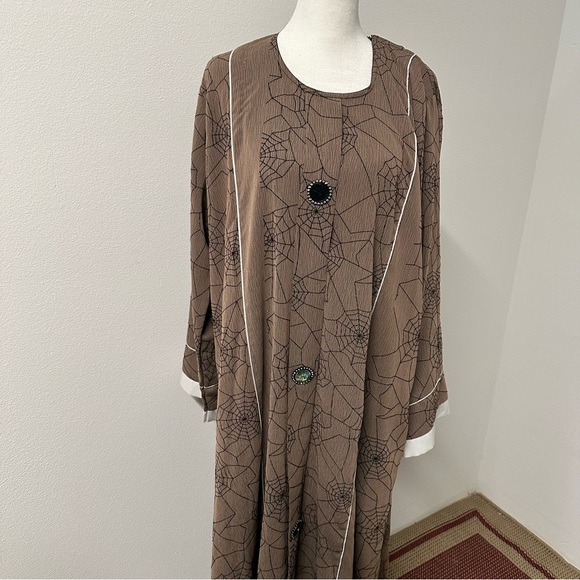 Brown Printed Abaya with Button Detail | Modest Long Dress | L - Picture 4 of 8